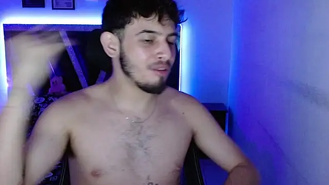 Snapshot of Sebasxxl12 chatting on October 4, 2025, 10:13 am Sebasxxl12 online show from October 4, 2025, 10:13 am