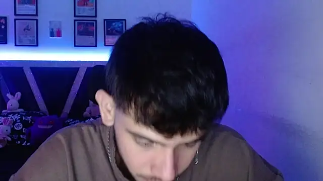 Snapshot of Sebasxxl12 chatting on October 11, 2025, 1:42 pm Sebasxxl12 online show from October 11, 2025, 1:42 pm