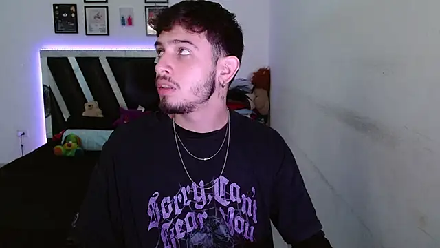 Sebasxxl12 online show from January 7, 2026, 9:28 pm