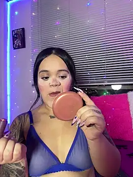 Sussyroxxx online show from May 3, 2026, 4:18 am