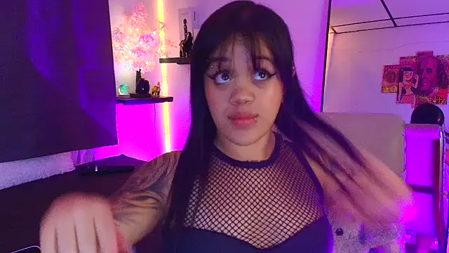 Snapshot of Sussyroxxx chatting on July 30, 2026, 4:22 am Sussyroxxx online show from July 30, 2026, 4:22 am
