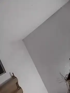 misteriosabb000 online show from September 29, 2025, 7:35 am