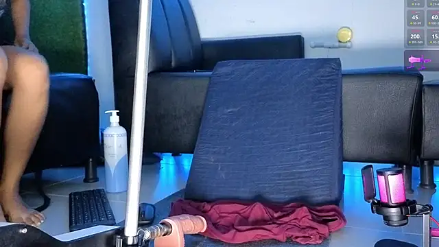 Mia khalif4 online show from January 17, 2026, 11:48 am