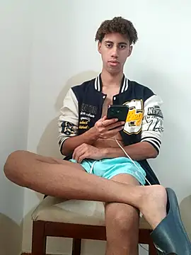 The boy good online show from November 15, 2025, 4:47 pm