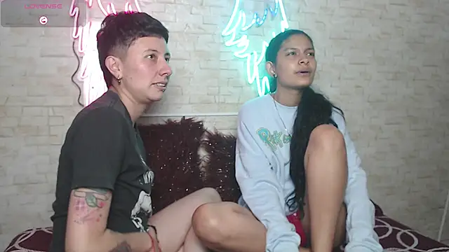 Gaby and Mei online show from October 1, 2025, 4:51 am