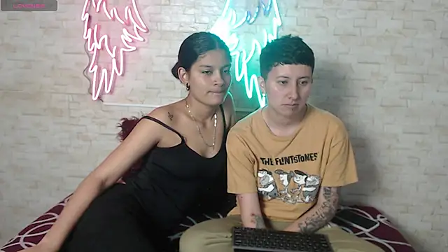 Gaby and Mei online show from October 8, 2025, 4:10 am