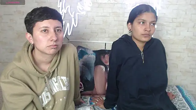 Gaby and Mei online show from November 6, 2025, 3:29 am