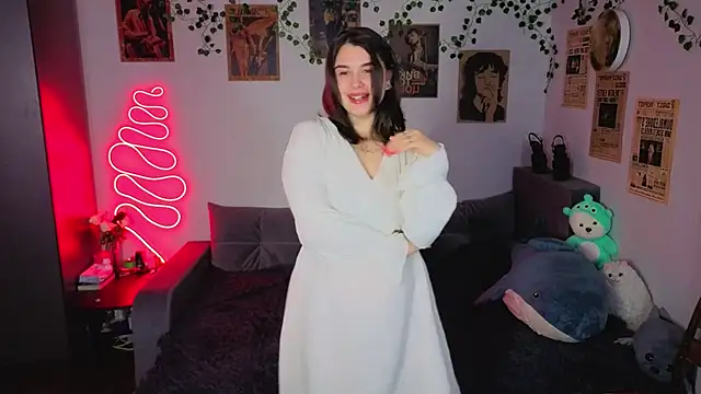 kira kick online show from October 24, 2025, 3:19 pm