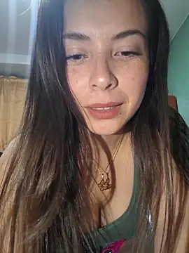 EmmaValencia  online show from January 15, 2026, 4:17 am