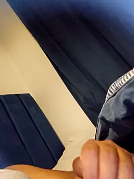 Snapshot of Hotboy-534 chatting on October 15, 2025, 5:51 am Hotboy-534 online show from October 15, 2025, 5:51 am