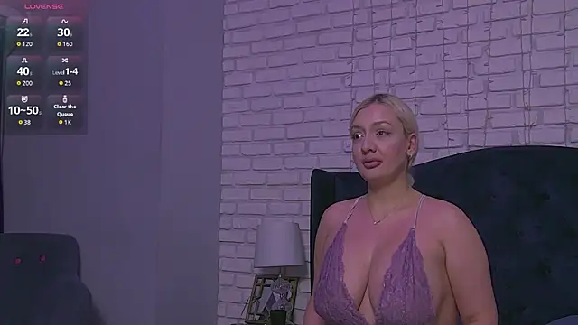 AnastassiaHills online show from October 2, 2025, 12:01 pm