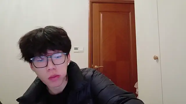 hangzi-0011 online show from December 1, 2025, 1:27 pm