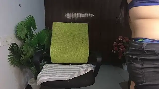 Anushka121 online show from October 28, 2025, 11:25 am