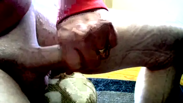 Snapshot of Farmall400 chatting on February 2, 2026, 6:17 pm Farmall400 online show from February 2, 2026, 6:17 pm