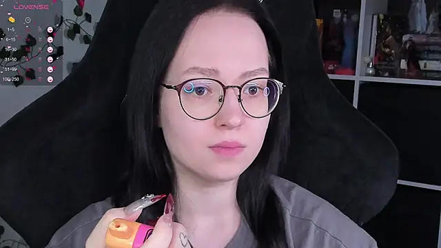 Snapshot of power_robynn chatting on October 26, 2025, 2:23 pm power robynn online show from October 26, 2025, 2:23 pm