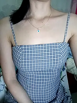 Snapshot of BiCute688 chatting on February 21, 2026, 3:35 pm BiCute688 online show from February 21, 2026, 3:35 pm