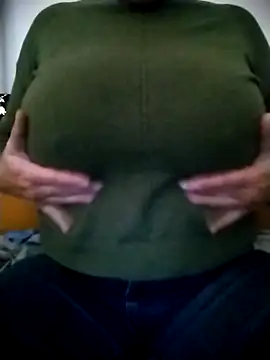 sexyguenda online show from October 21, 2025, 7:58 pm