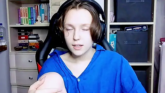 Diana-back online show from October 12, 2025, 7:40 am