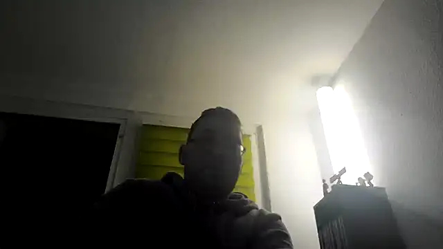 stivi2526 online show from October 19, 2025, 8:20 pm