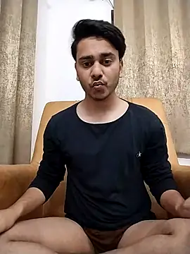 Aman4321ammu online show from November 3, 2025, 6:31 pm