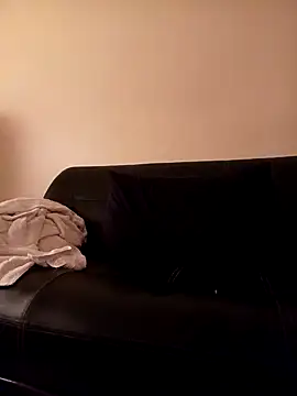 Snapshot of Wiw1 chatting on October 3, 2025, 11:51 am Wiw1 online show from October 3, 2025, 11:51 am