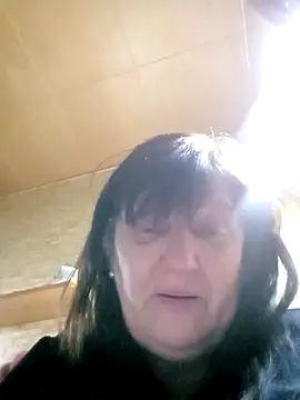 Apeesynka55211 online show from February 16, 2026, 6:48 pm