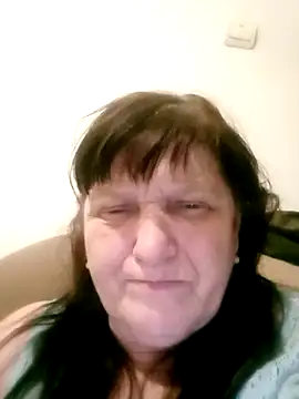 Apeesynka55211 online show from March 23, 2026, 6:34 pm