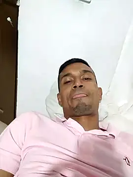 exotico2323 online show from October 18, 2025, 2:14 am