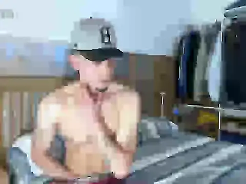 Snapshot of strongManLatino chatting on February 10, 2026, 3:16 pm strongManLatino online show from February 10, 2026, 3:16 pm