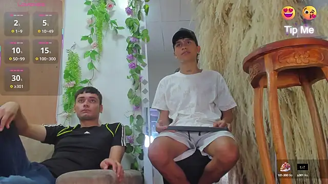 Snapshot of milo_crave chatting on September 29, 2025, 7:30 pm milo crave online show from September 29, 2025, 7:30 pm