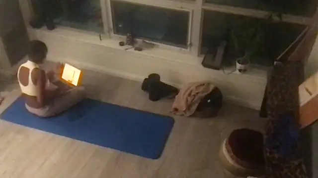 Snapshot of tia___fox chatting on October 29, 2025, 4:15 am tia fox online show from October 29, 2025, 4:15 am