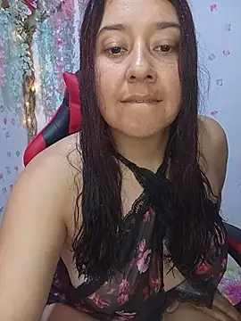 Snapshot of linda_swett chatting on May 24, 2026, 10:37 pm linda swett online show from May 24, 2026, 10:37 pm