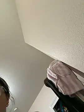 bunnygorl12 online show from June 12, 2026, 7:02 pm