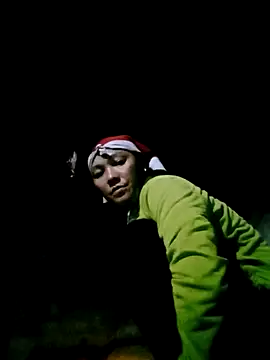 Snapshot of mntzz88 chatting on October 8, 2025, 11:41 am mntzz88 online show from October 8, 2025, 11:41 am