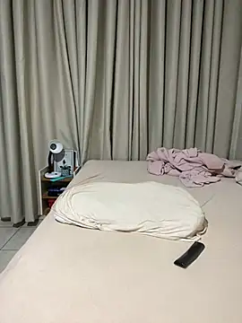 Livpoppe online show from March 12, 2026, 10:38 pm