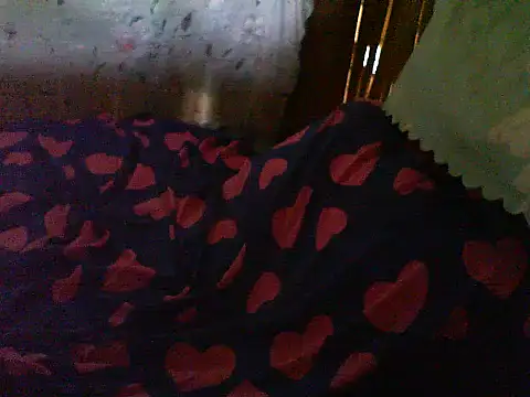 milagrose rose online show from October 14, 2025, 2:01 am