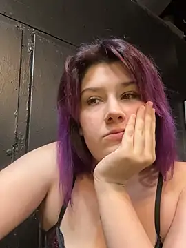 xxIvyDragonbornxx online show from March 7, 2026, 4:31 am