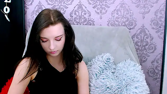 DominantLuna online show from February 23, 2026, 8:39 pm