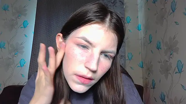 Snapshot of _SkyLine_x chatting on October 3, 2025, 12:24 pm SkyLine x online show from October 3, 2025, 12:24 pm