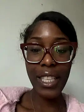 Snapshot of StarElexis chatting on November 15, 2025, 3:52 pm StarElexis online show from November 15, 2025, 3:52 pm