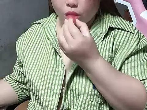 Snapshot of Sunna104 chatting on March 27, 2026, 11:21 am Sunna104 online show from March 27, 2026, 11:21 am