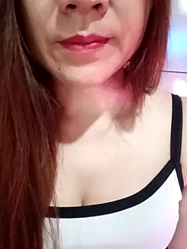 Moue-angel online show from October 15, 2025, 4:01 am