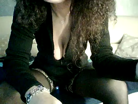 Bruna78 online show from November 2, 2025, 7:38 pm