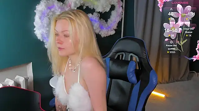 Callista a online show from March 18, 2026, 2:58 am