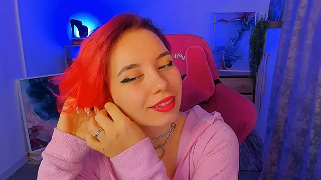 MarcelineChi online show from October 28, 2025, 6:06 am