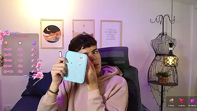 Snapshot of kevienmiet chatting on October 24, 2025, 11:50 am kevienmiet online show from October 24, 2025, 11:50 am