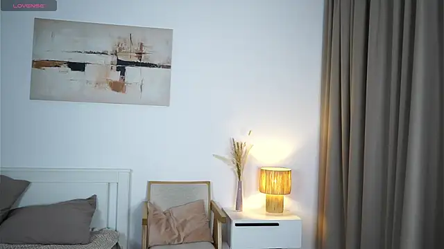 ArianaArtus online show from October 30, 2025, 9:44 am