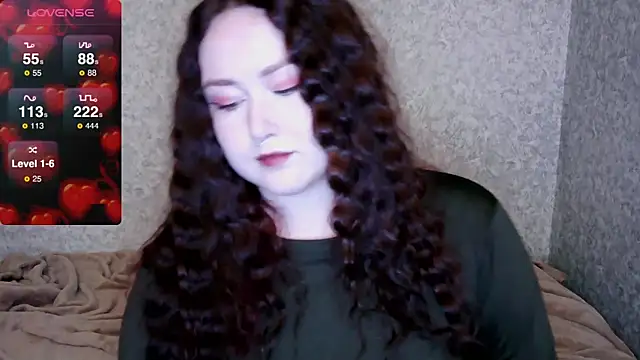 Snapshot of BambiGlow chatting on November 3, 2025, 7:53 am BambiGlow online show from November 3, 2025, 7:53 am