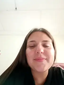 EmiilySttone online show from October 2, 2025, 3:41 pm