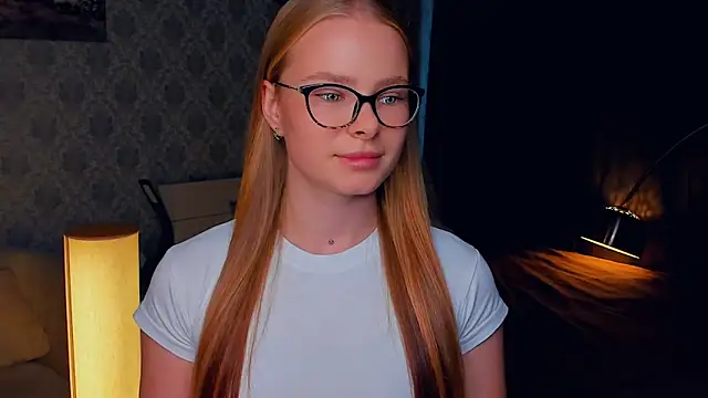 LibbyVenzeio online show from October 7, 2025, 7:05 am